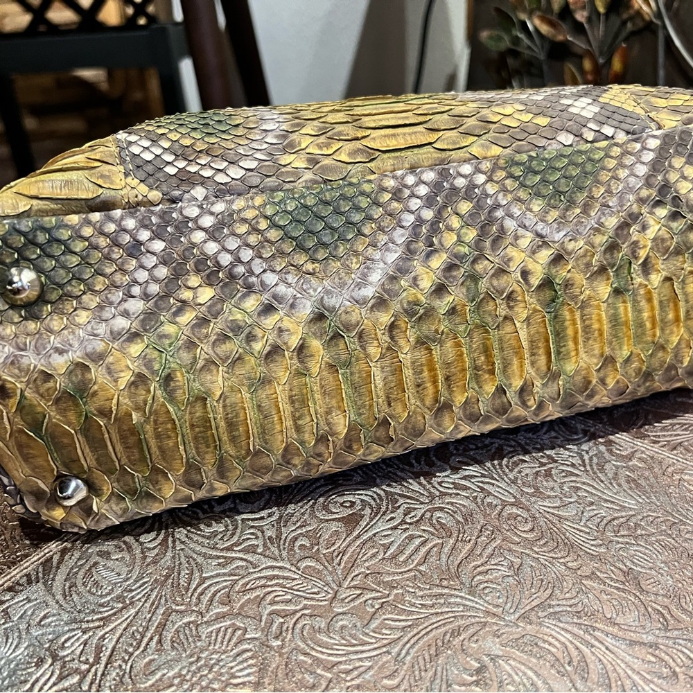Genuine Python Leather Bag - Picture 12 of 12